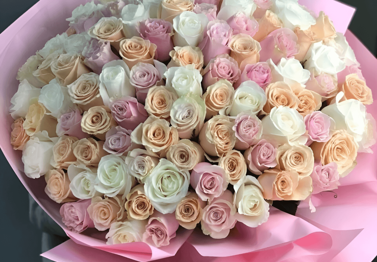 Valentine's Day 101 Roses colour mix